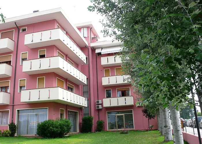 Eur Ξενοδοχείο με διαμερίσματα